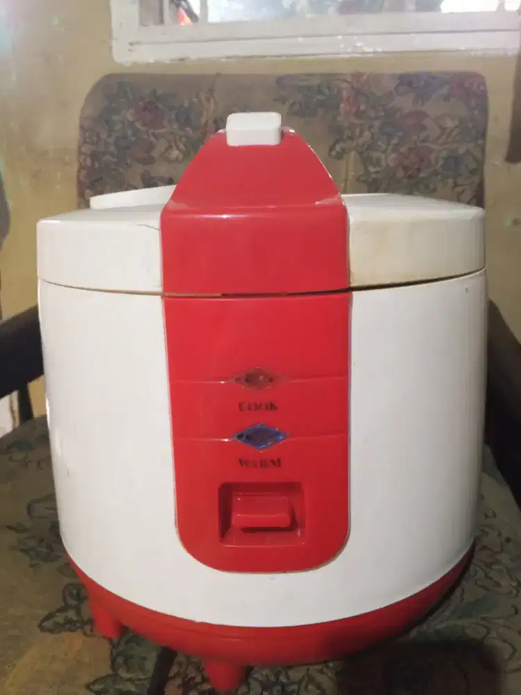 Rice cooker SOGO 1.8L (Bekas)