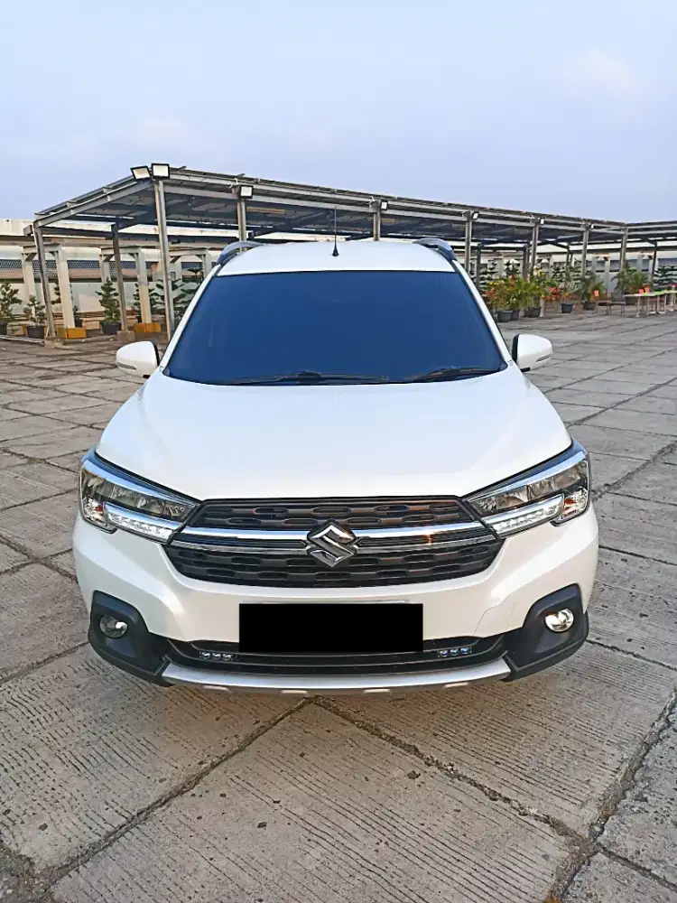 SUZUKI XL7 / XL-7 ALPHA 1.5 AT 2022 PUTIH