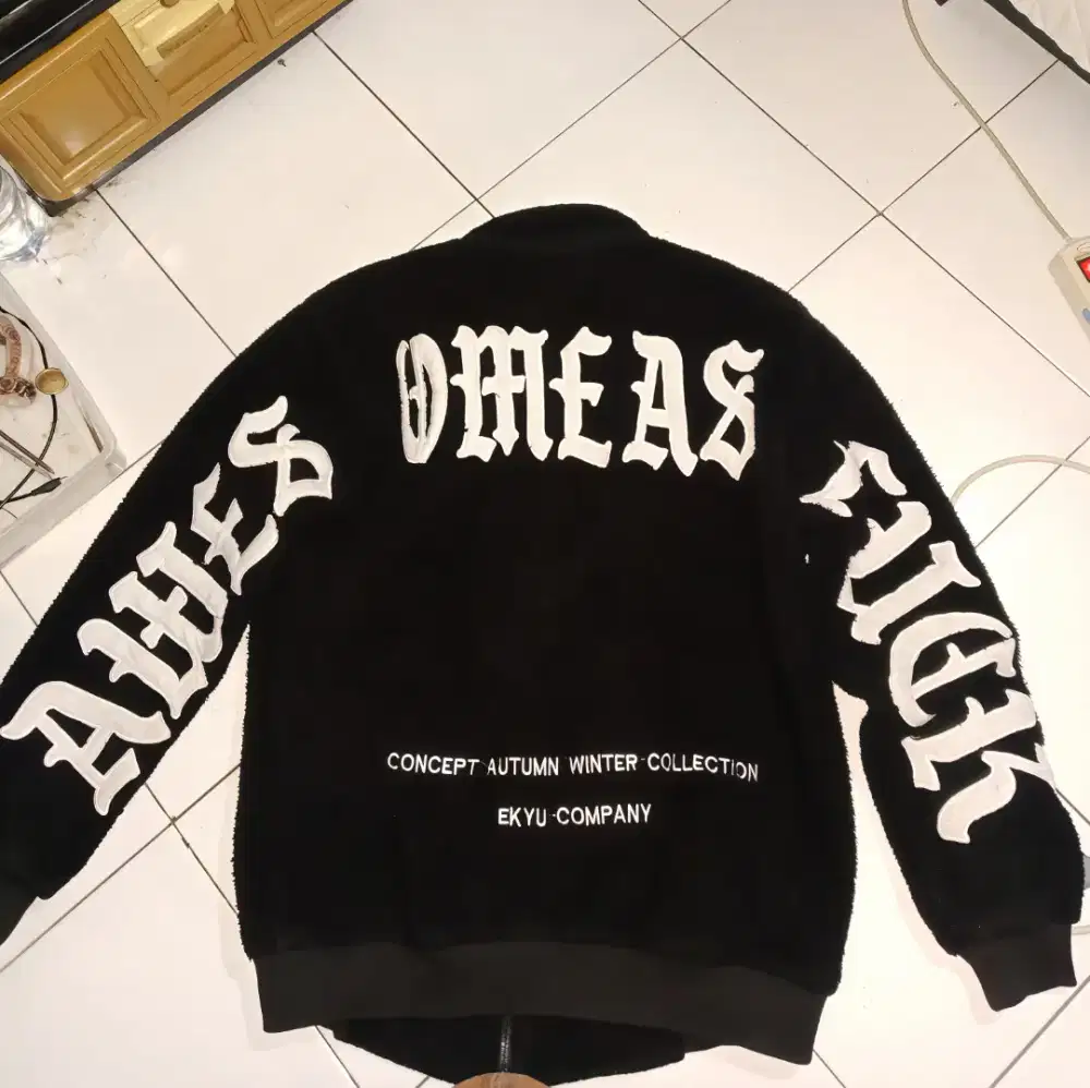 Ned Sherpa Jacket kondisi bagus tebal 250 nego sampe dil