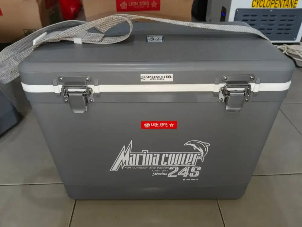 Cooler Box Lion Star 24s