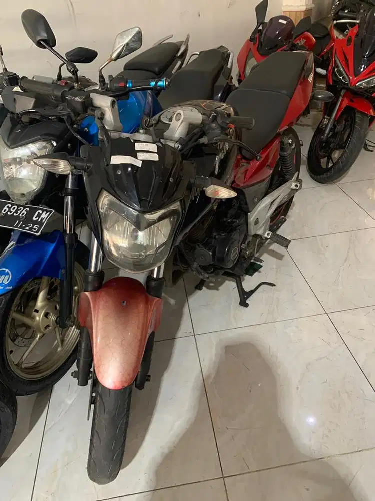 bajaj pulsar tahun 2011