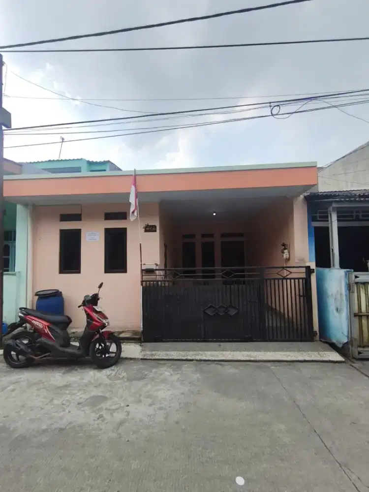 Di Kontrakan Rumah di Bojong Nangka