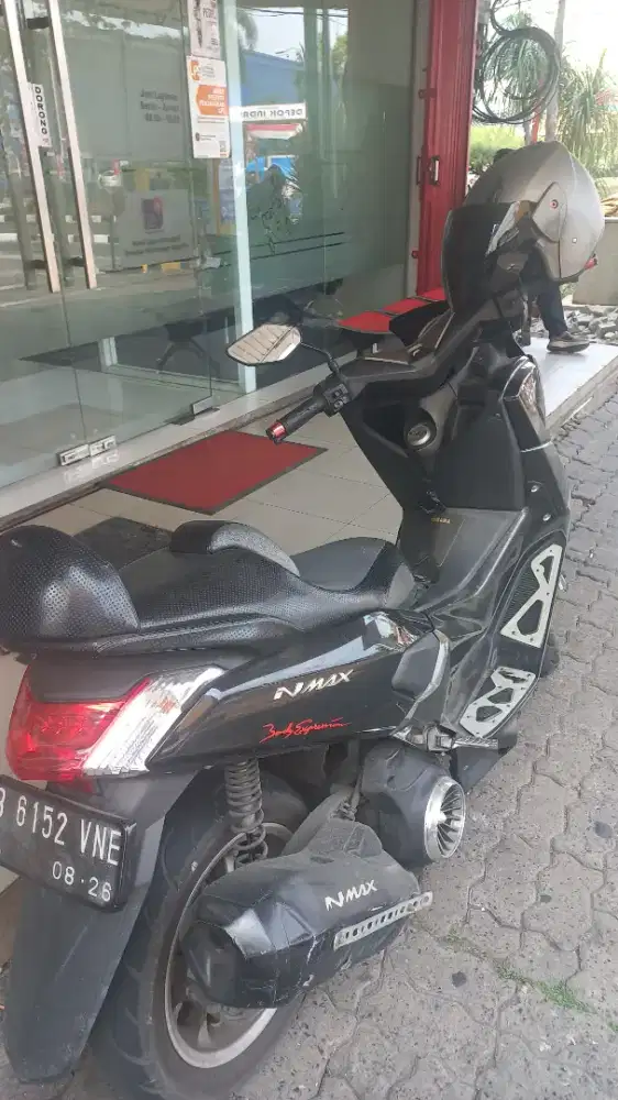 NMAX 2016 Hitam