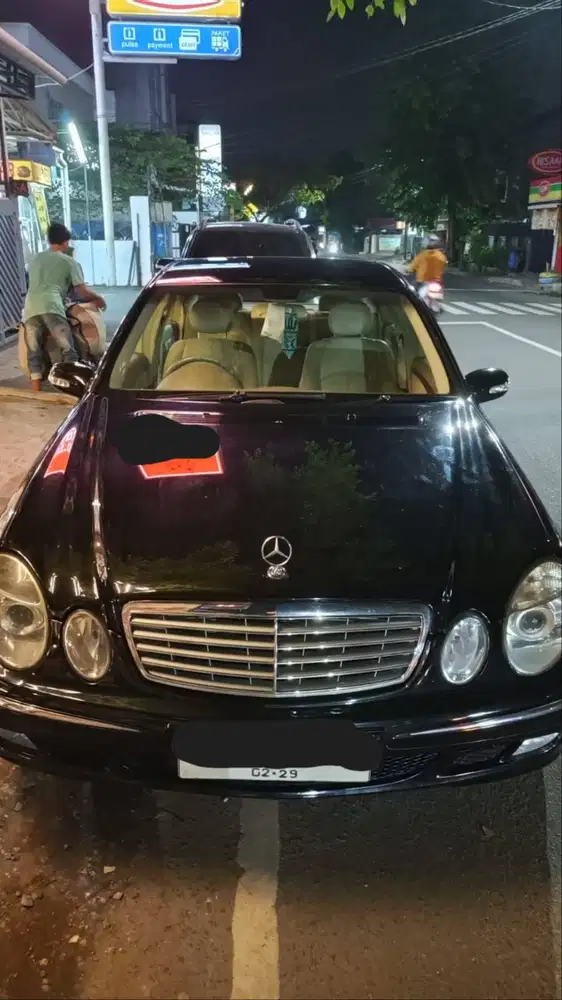 mercedes-benz e260 (2004)