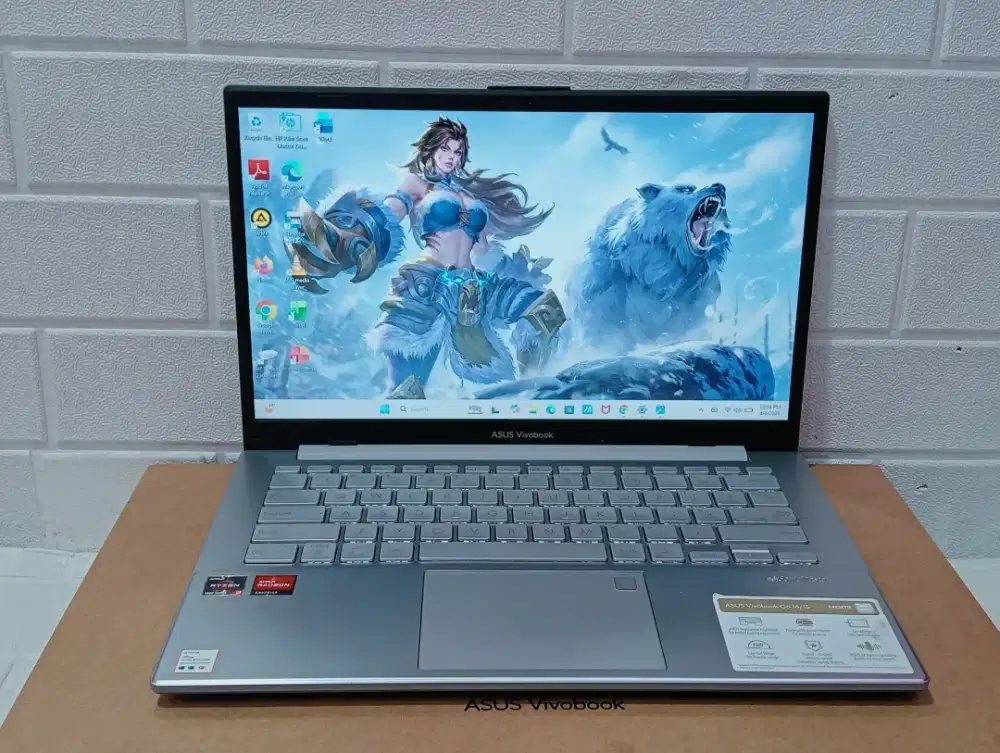 Laptop Asus Vivobook Go 14 E1404FA prosesor AMD Ryzen 3 7320U
