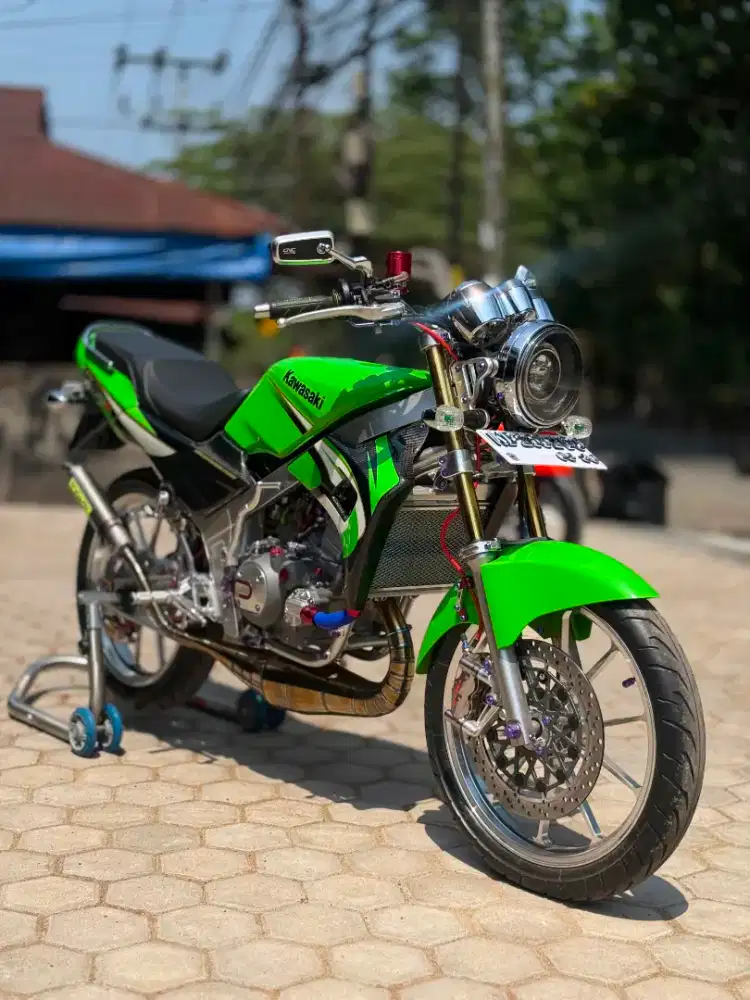 KAWASAKI NINJA R / SS 2005