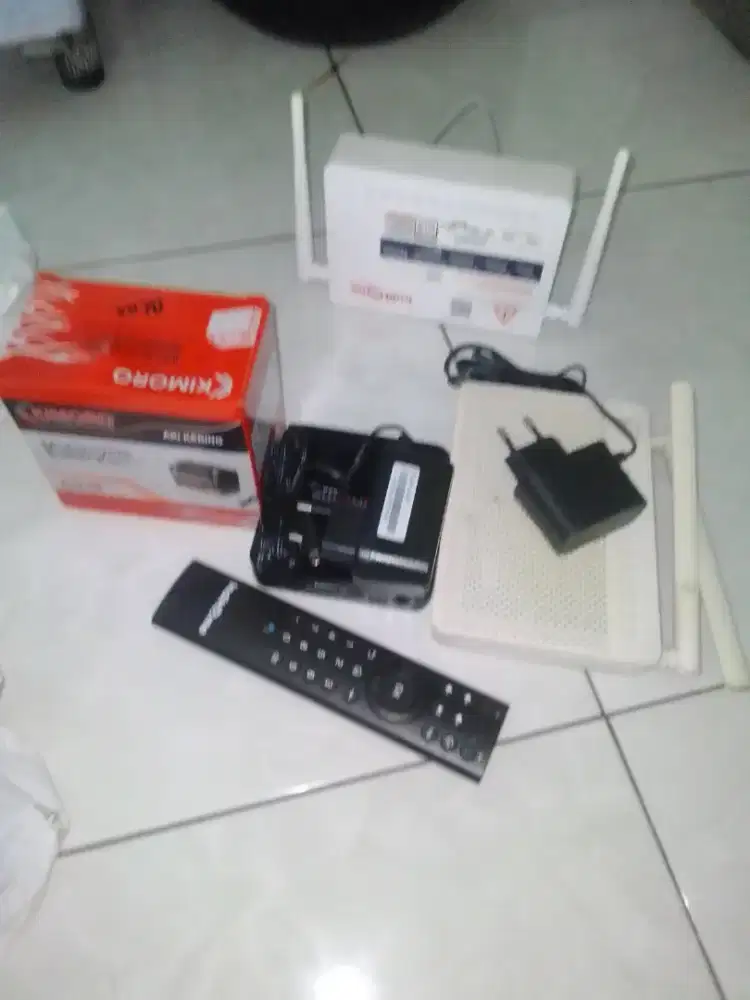 Jual router dan STB adaptor Router 6/pcs +aki motor