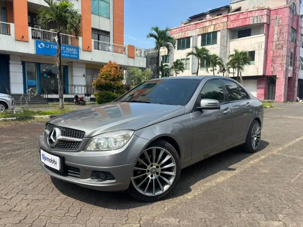 Mercedes-Benz C200 1.8 CGI Bensin AT 2011 Abu