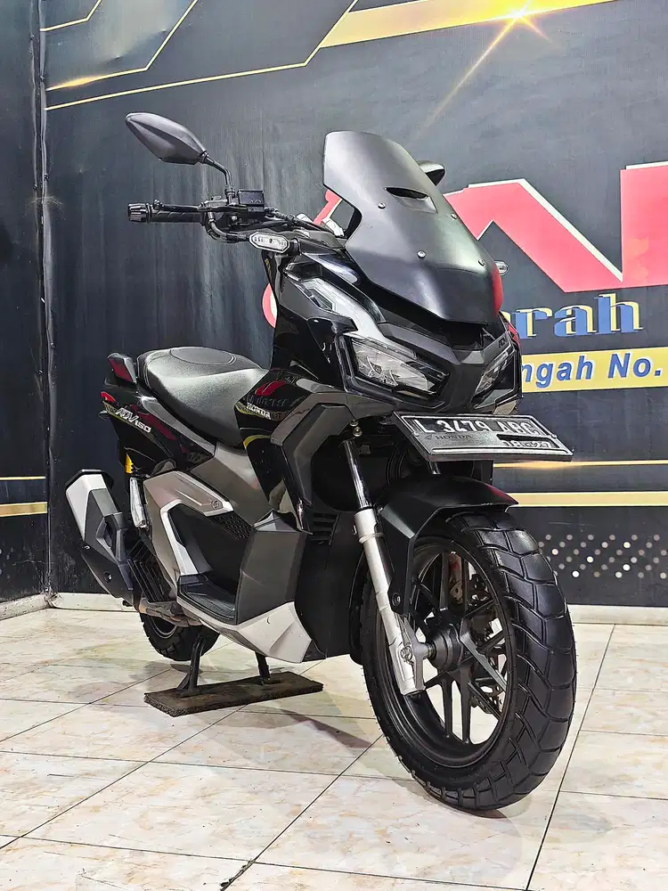 ADV 160 CBS Black mate 2022 matic mewah km.19rb.Anugerah motor rungkut