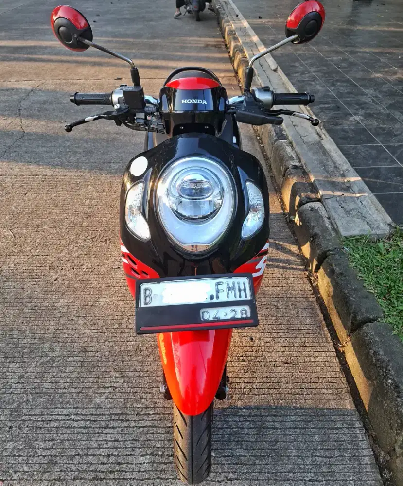 Jual Cepat Scoopy Tahun 2023 Gress
