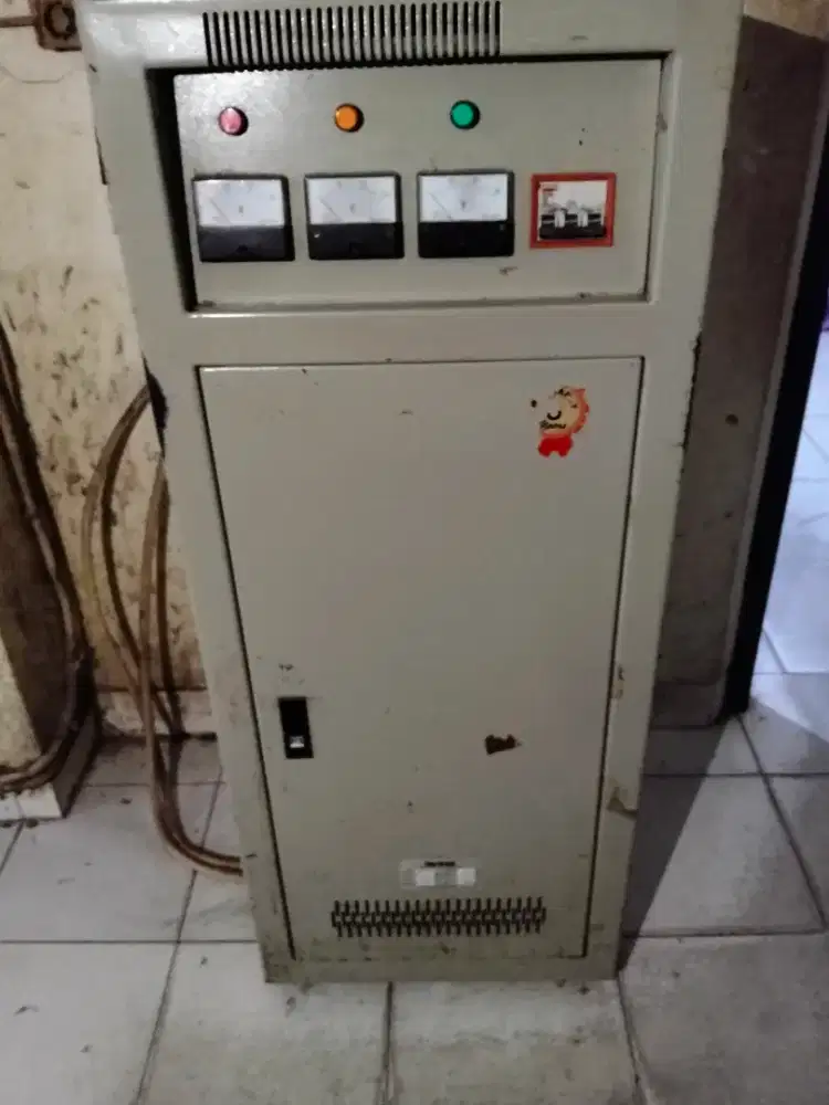 Stabilizer YORITZU 20 Kva R20000