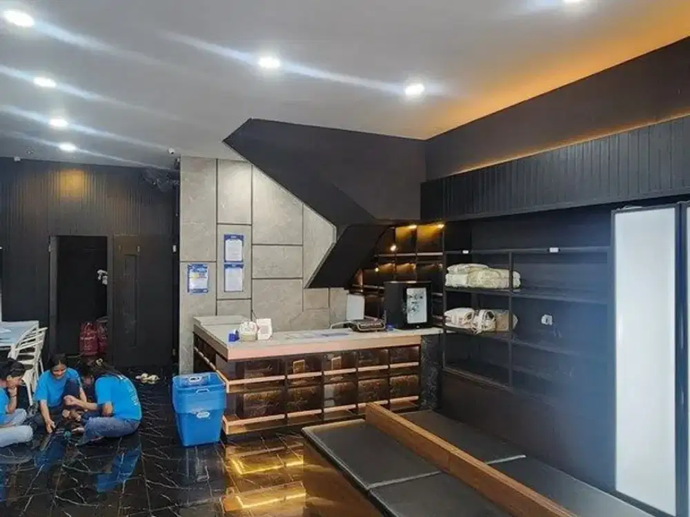 Gedung dan Usaha Laundry Dijual di, Soputan Denpasar Barat