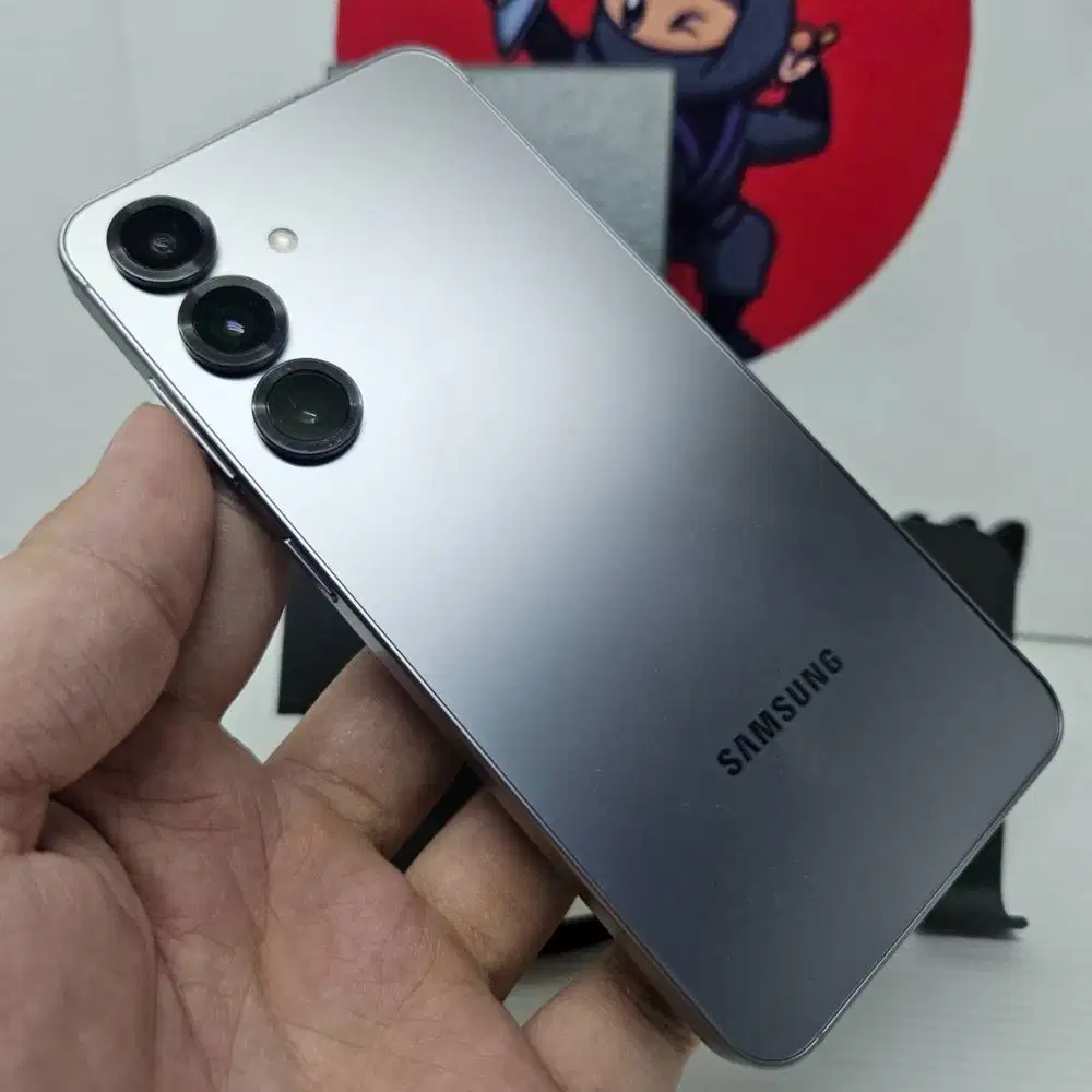 Samsung Galaxy S25 Silver 12/256 Fullset Sein Like New