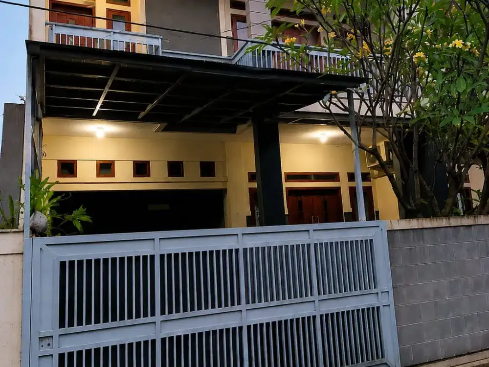 DIJUAL RUMAH FULL FURNISH 2 LANTAI – TURANGGA