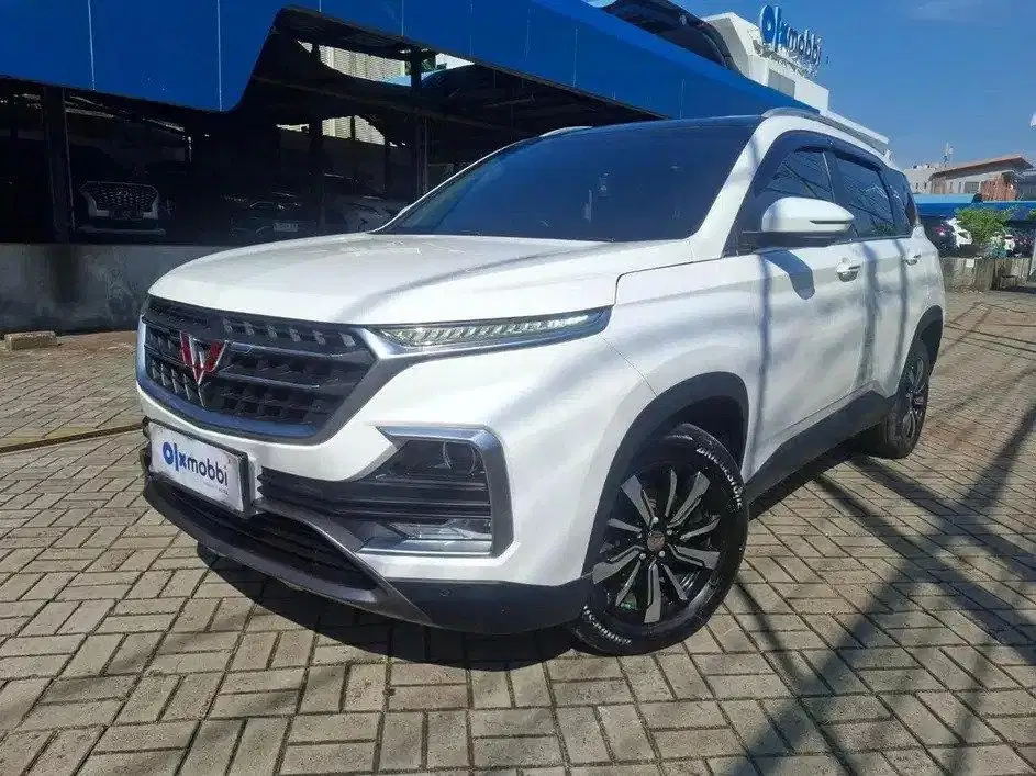 Pajak Panjang - Wuling Almaz 1.5 Exclusive 7-Seater Bensin-AT 2021