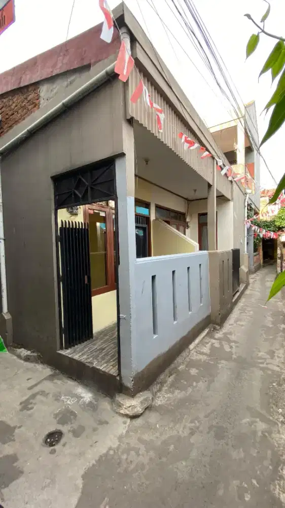 Dikontrakan rumah kecil di Kiaracondong