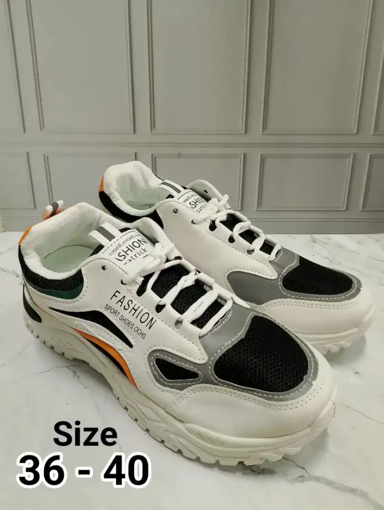 Sepatu Import Cina Model Terbaru, Bayar Di Tempat & Gratis Ongkir