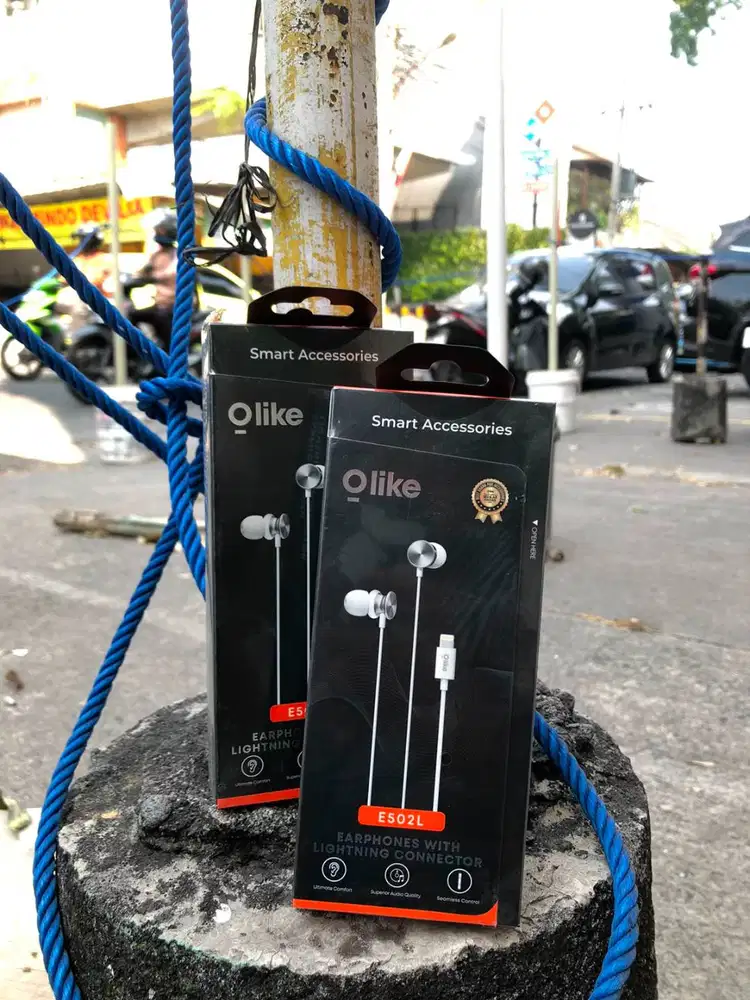 Olike E502L Earphones With Lightning Connector
