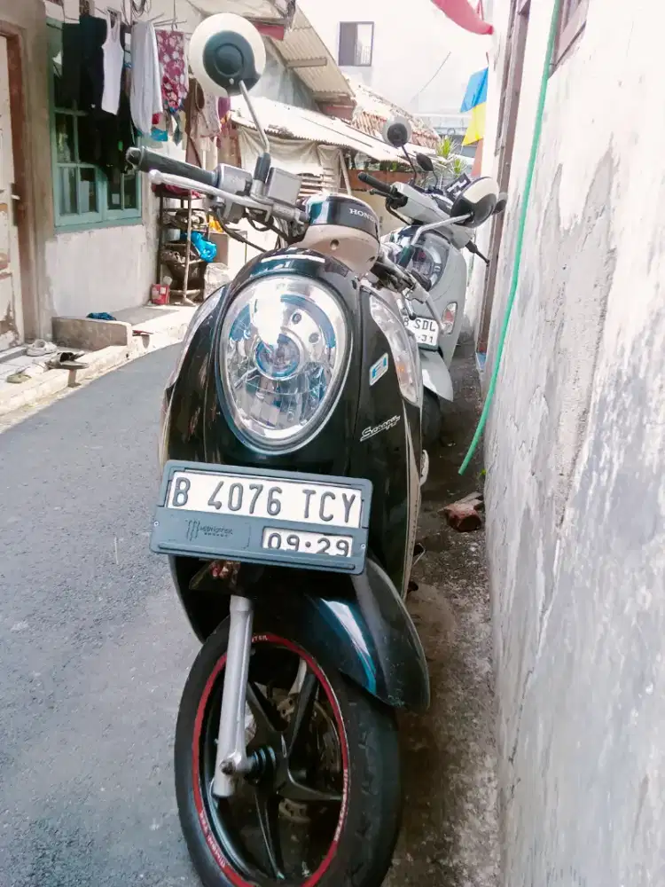 Honda Scoopy FI 2014 Bagus mesin aman
