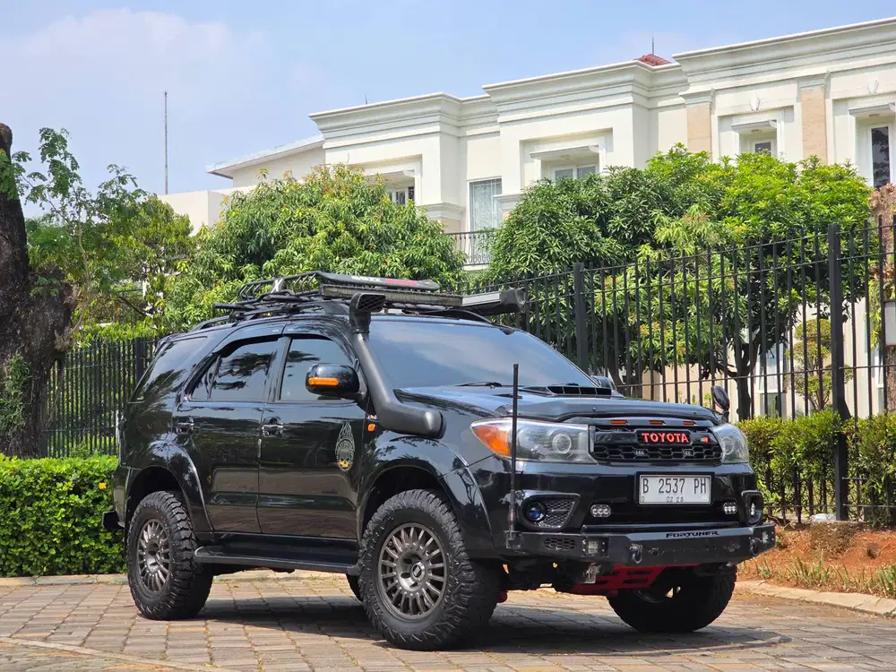 SIAP OVERLAND!! FORTUNER G 2.5 AT DIESEL 2010 HITAM SEGER !!