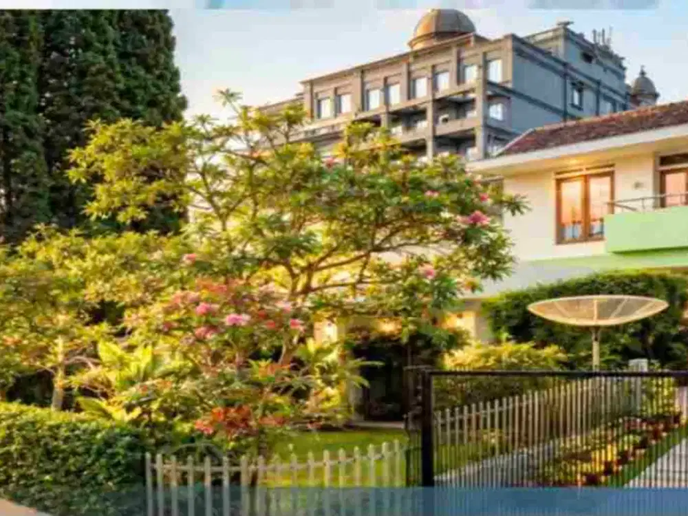 Rumah Nyaman Private area Setiabudi Bandung strategis Town House limited unit dijual murah nego serius harga Njop