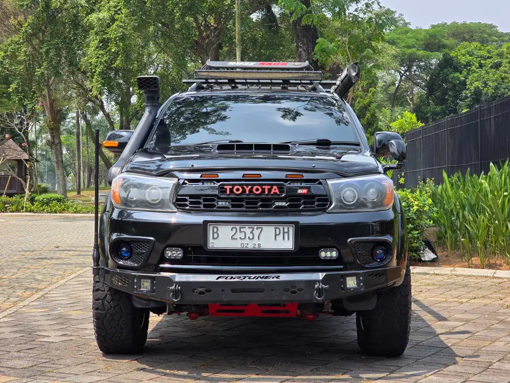 FULL PART OVERLAND!! FORTUNER G 2.5 AT DIESEL 2010 HITAM ISTIMEWA !!