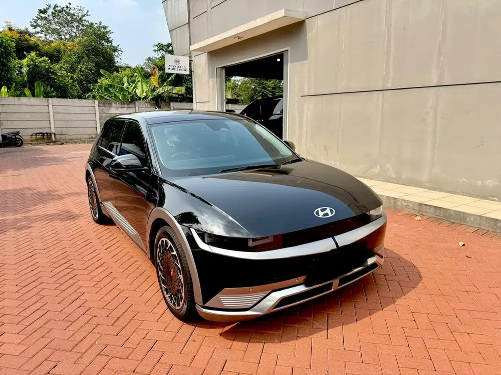 Hyundai Ioniq 5 signature long range 2022 AT black metallic