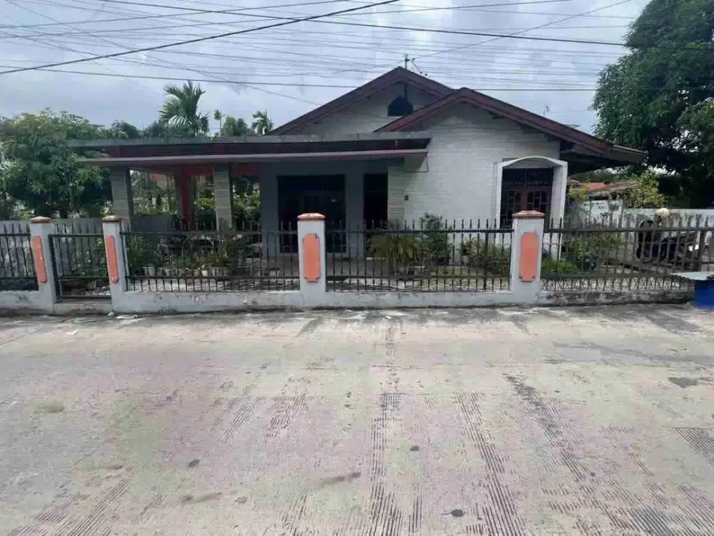 DIJUAL – Rumah SHM LT 415 m² Dekat Jl. Kaharuddin Nasution