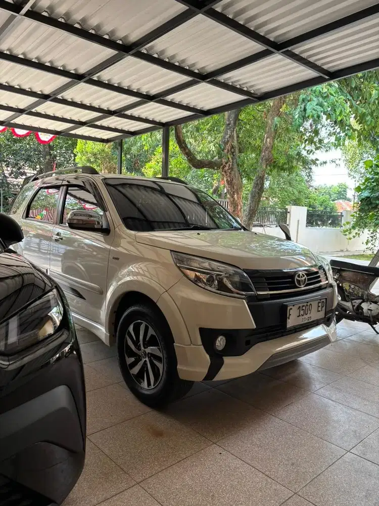 Toyota Rush 2015 Bensin