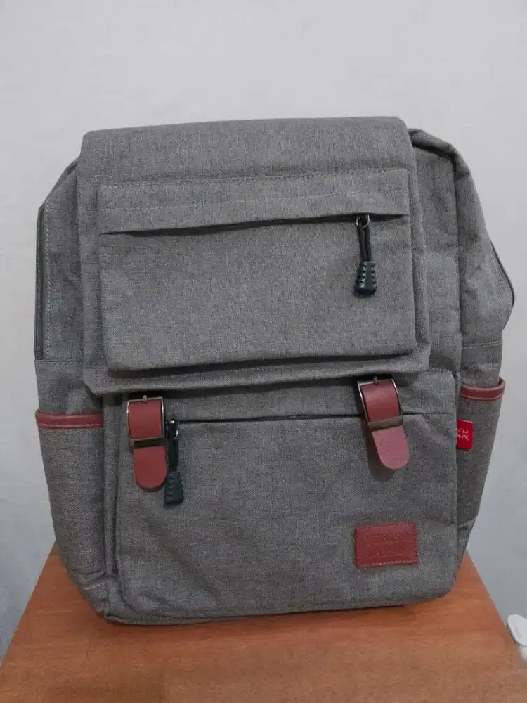 Tas Ransel Ada Tempat Laptop (Second)