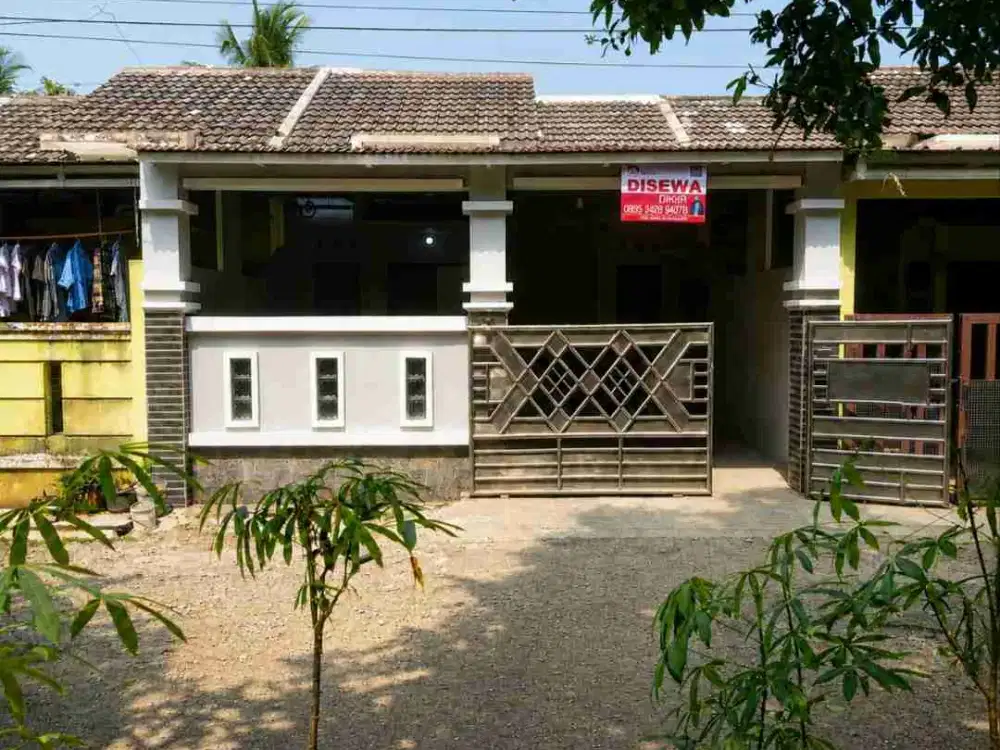 Disewakan rumah siap huni di perumahan the Grove blok. H no 9 hanya ±2 menit ke pasar Cibinong & dekat sta. Cibinong