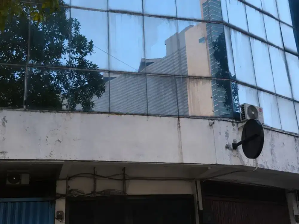 Ruko Bubutan Surabaya Pusat, Dekat Jalan Tunjungan, Depan BG Junction