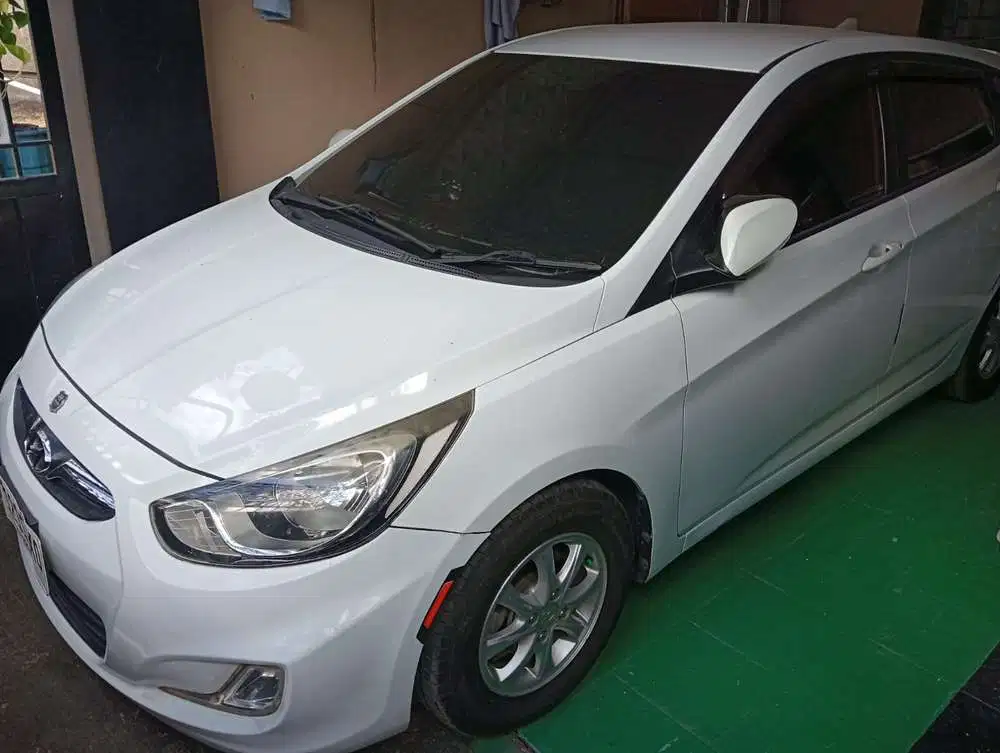 Hyundai Grand Avega 2012 Bensin
