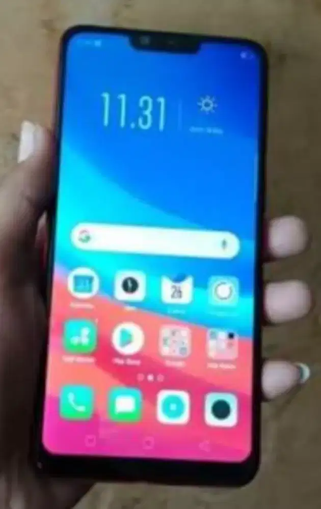 Oppo a3S warna merah