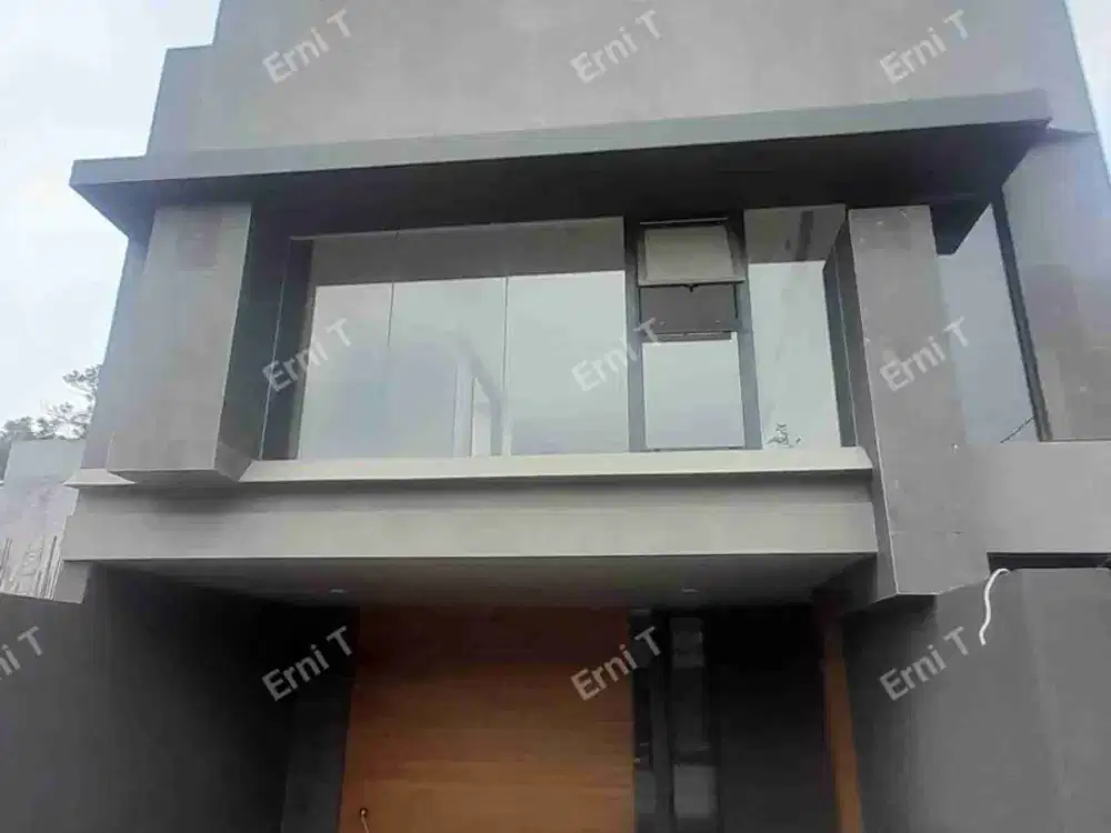 Rumah 3 Lantai Dengan Rooftop Desain Modern Di Jakarta Selatan