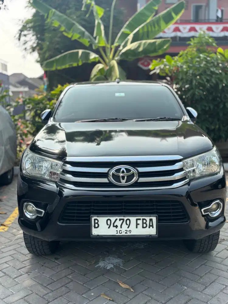 Jual Hilux dcab V matic diesel 2019