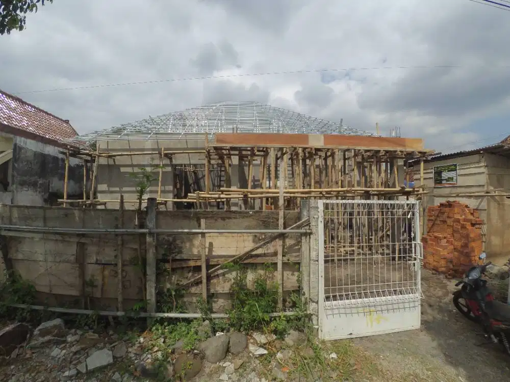 Pasang Baja Ringan Atap UPVC ALDERON Utk Renovasi Kayu Lapuk