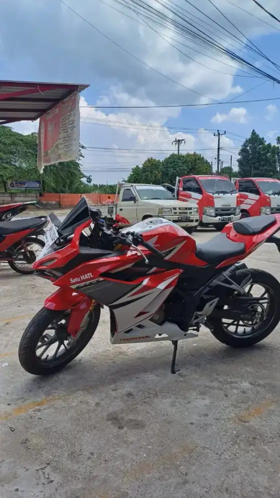 CBR 150 cbs pemakaian pribadi