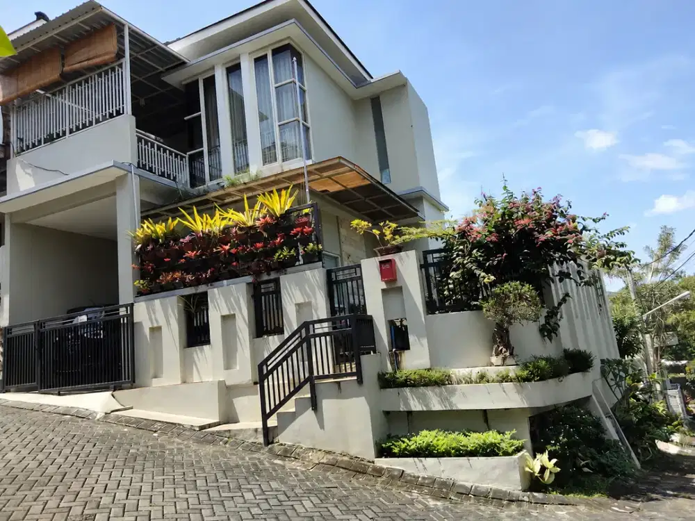Rumah Modern 2 Lantai Grand Mahabharata Malang.MLG00137