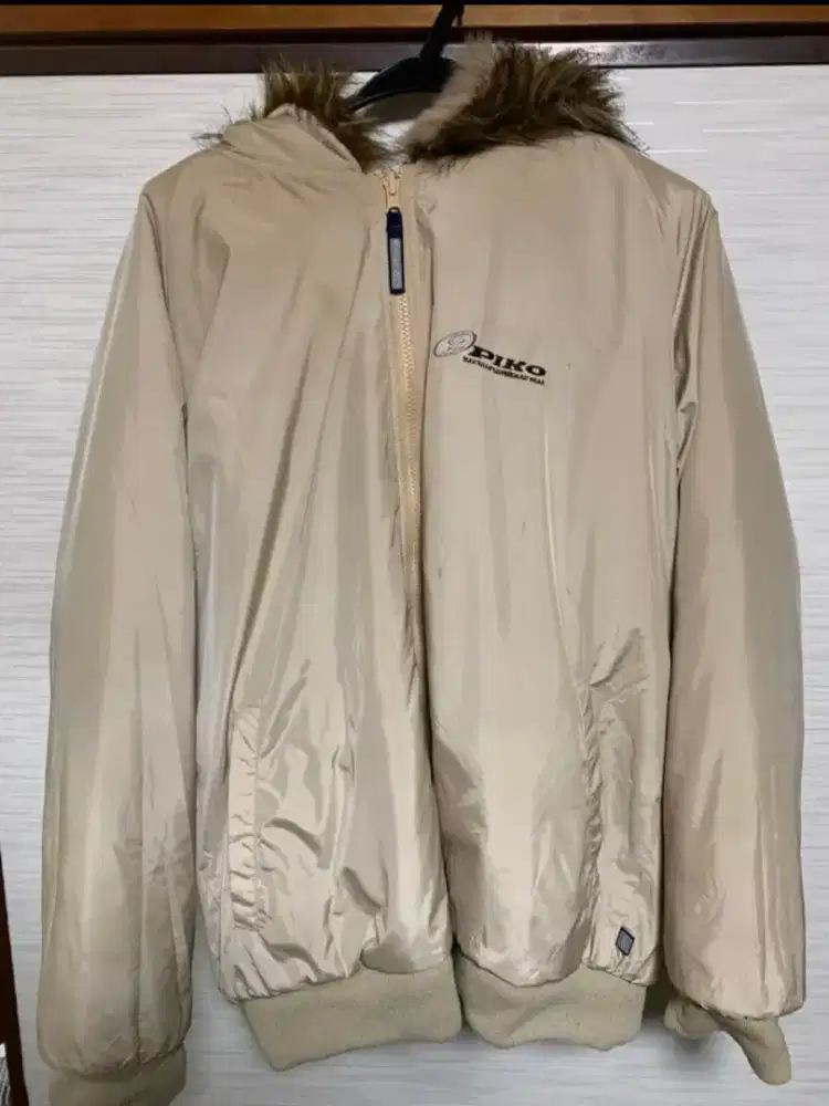 Jaket bulu bolak balik
