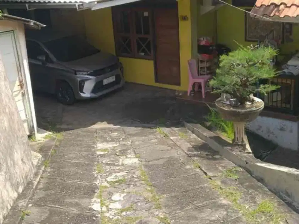 Dijual rumah dengan view kota Semarang