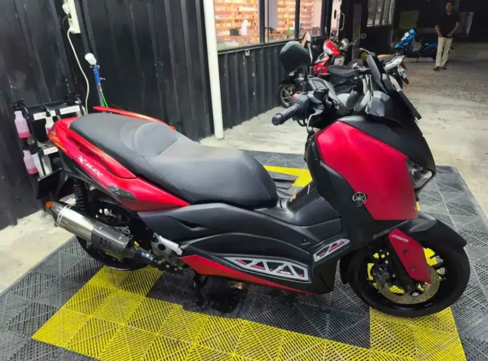 Yamaha Xmax 2022