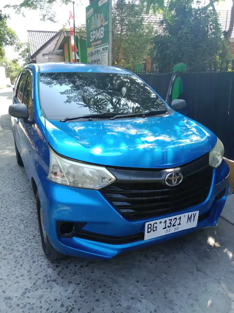 Toyota avanza transmover