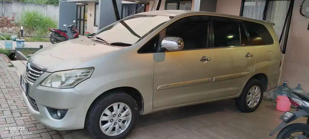 Toyota Kijang 2011 Bensin