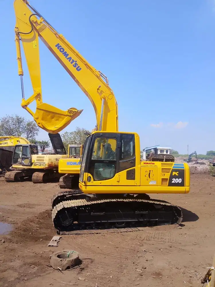 Excavator Komatsu PC200-8MO thn 2018. 650jt. Pemilik langsung.Surabaya