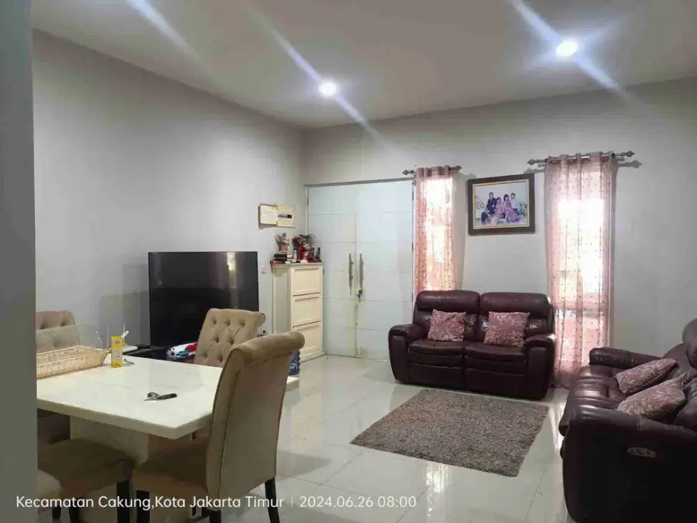 Disewakan Rumah bagus furnish di cluster eropa sedayu city kelapa gading.