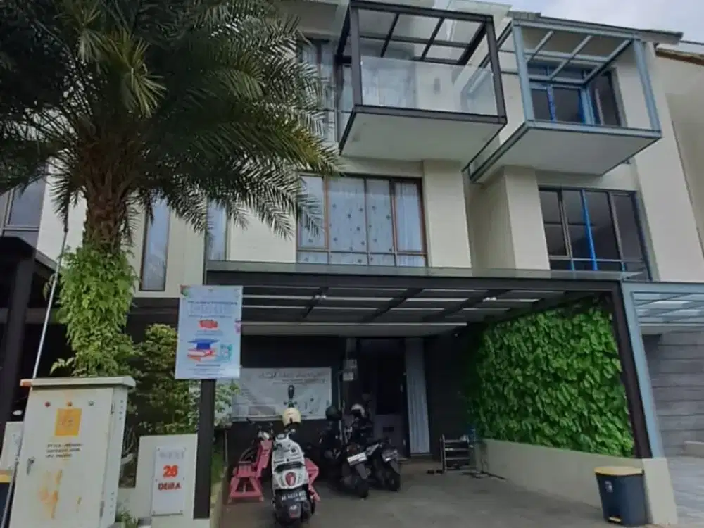 Rumah Modern 3 Lantai Permata Jingga West Diera Malang. Dekat Universitas Brawijaya, Politeknik Negeri Malang (Polinema). MLG00140