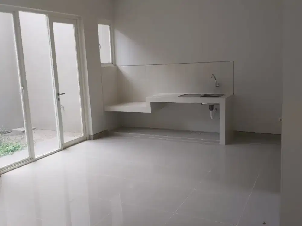 Kosongam Minimalis Rumah Greenlake Citraland - Nego