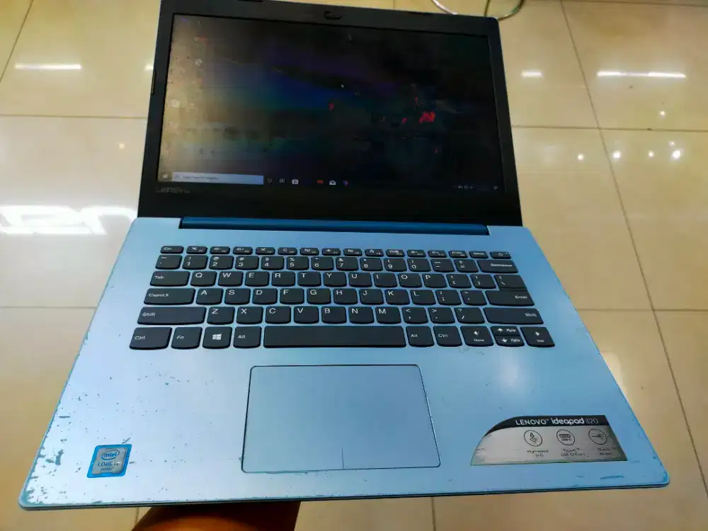 Dijual laptop Lenovo Ideapad 320 Intel i3 gen 6 ram 8GB DDR4 SSD 256GB
