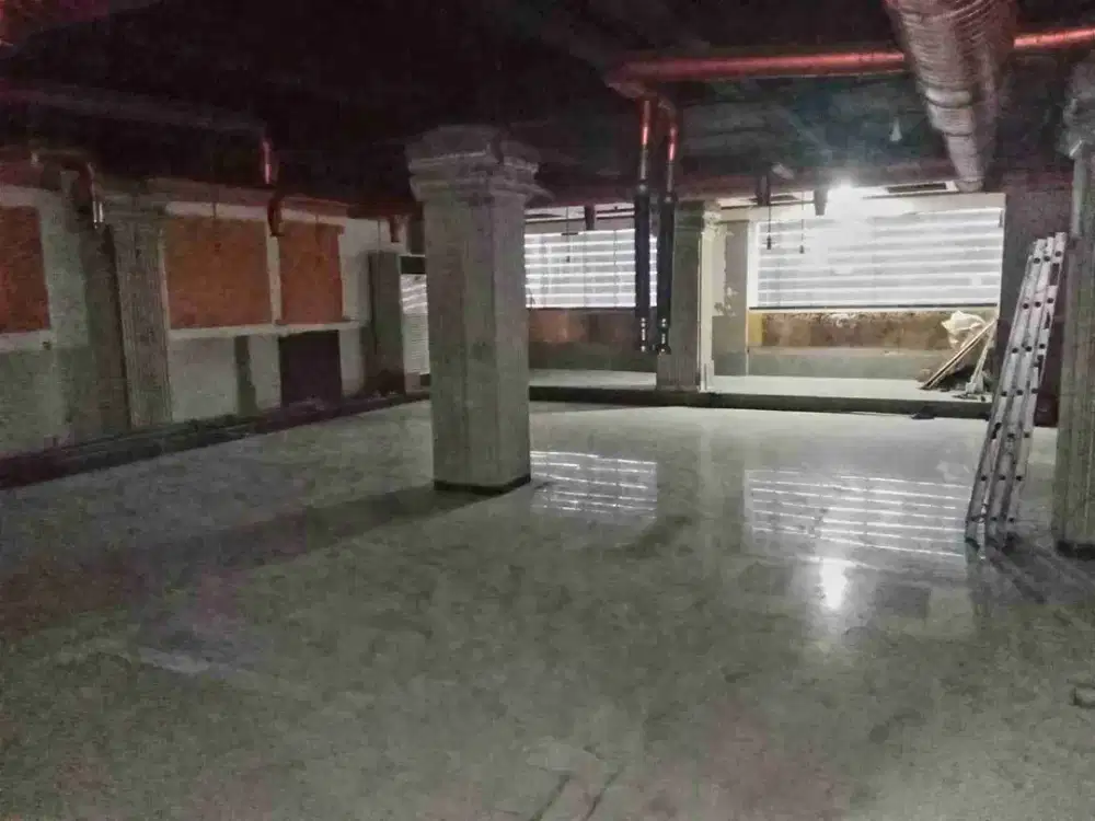 Ruko Disewakan 5 Lantai Hadap Jalan Raya Depan MOI Cocok untuk Bisnis Kuliner